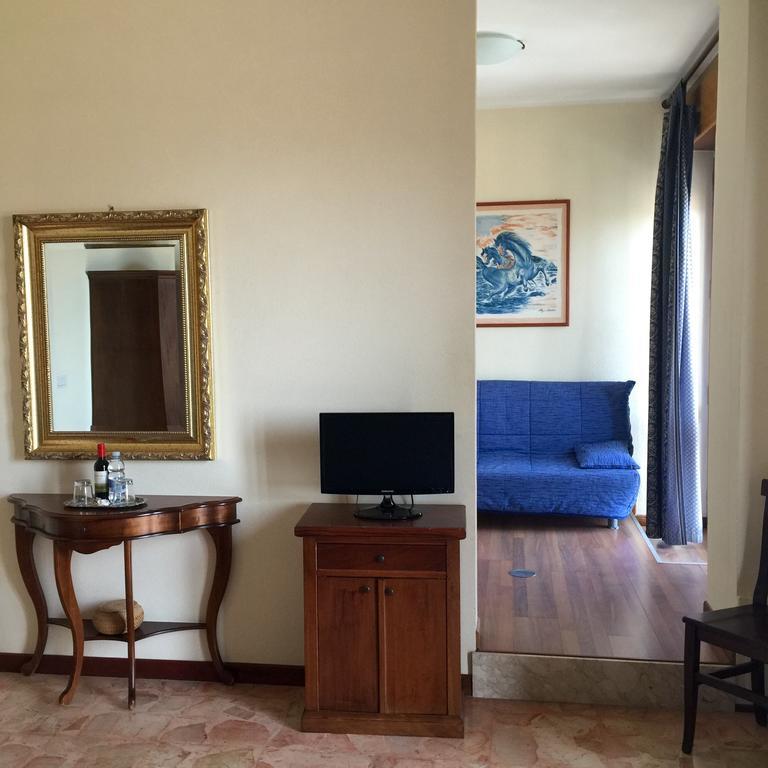 B&B Ortigia Sea View Siraküza Dış mekan fotoğraf