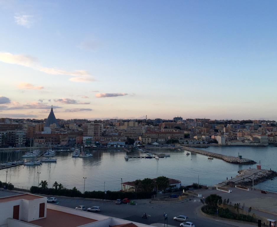 B&B Ortigia Sea View Siraküza Dış mekan fotoğraf