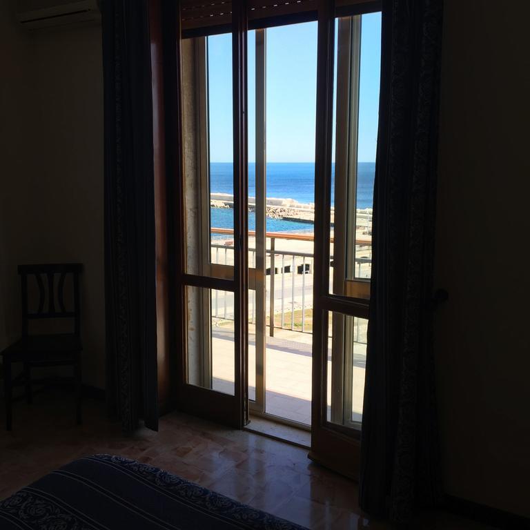 B&B Ortigia Sea View Siraküza Dış mekan fotoğraf