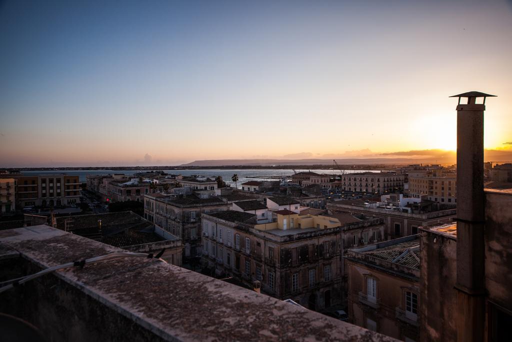 B&B Ortigia Sea View Siraküza Dış mekan fotoğraf
